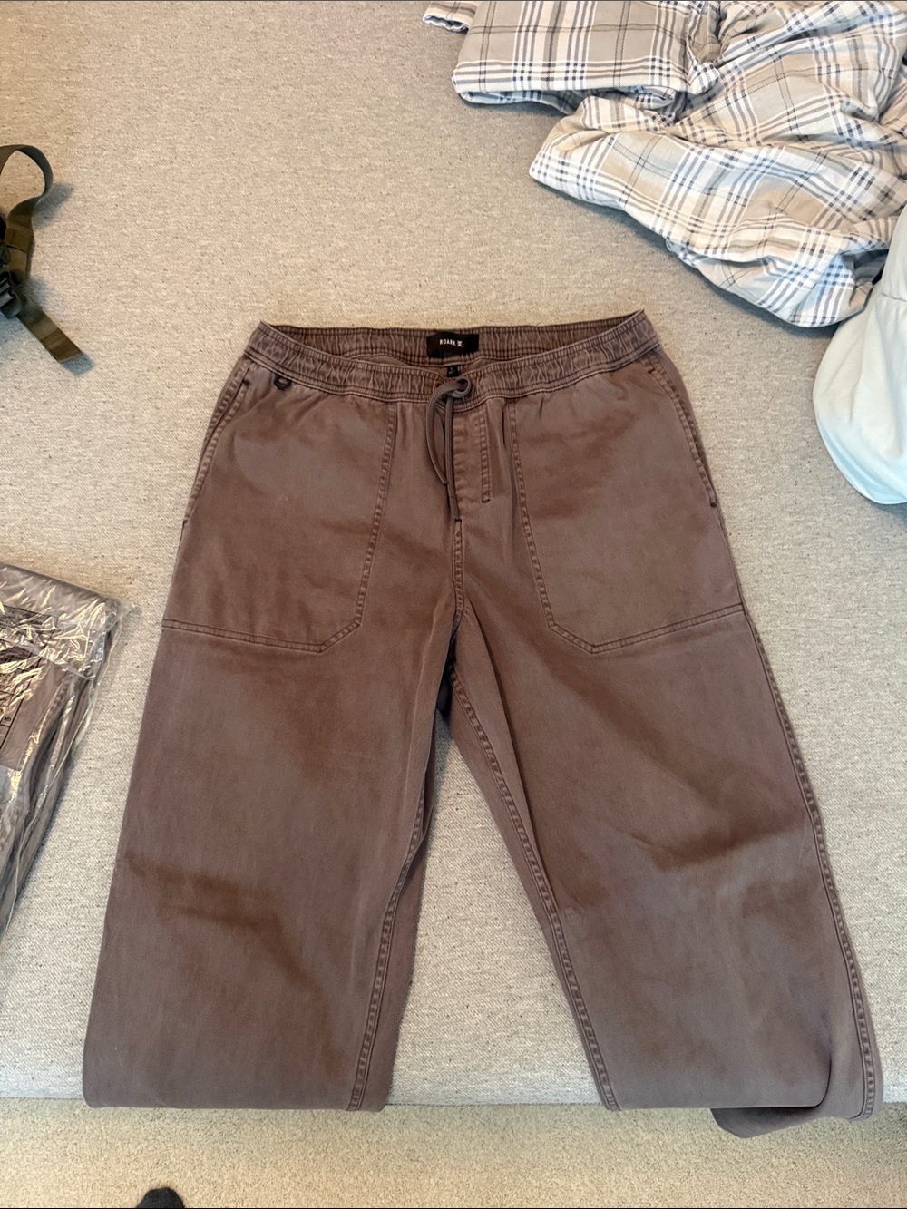 Men’s Roark pull on pants. Brand new in packaging. Original price 120$
